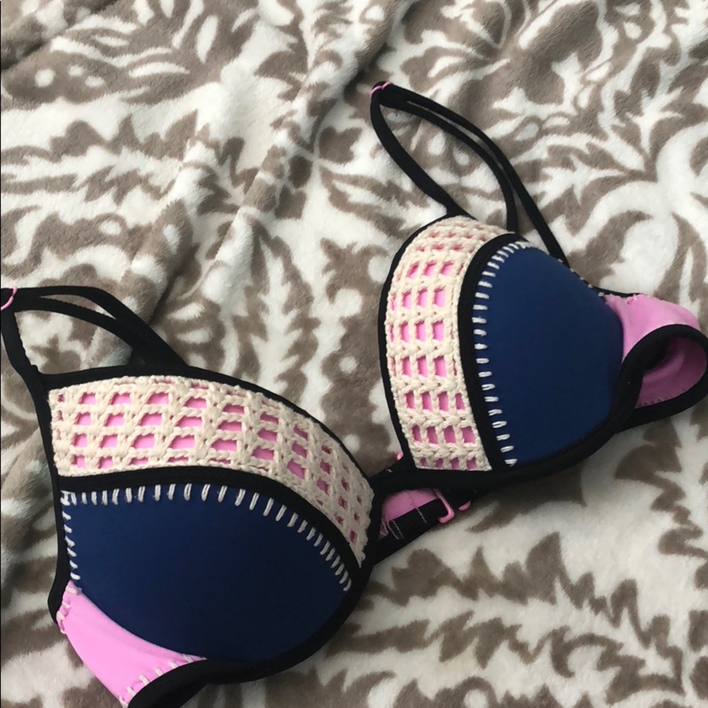 adorable victoria secret bathing suit top